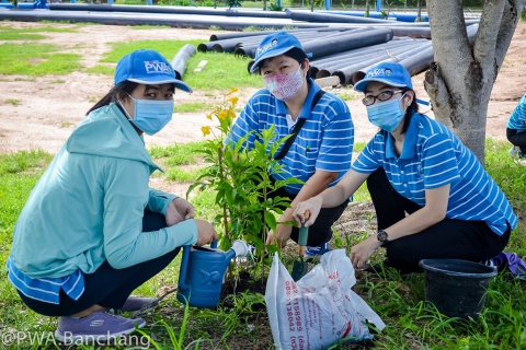 ไฟล์แนบ สาขาบ้านฉาง จัดกิจกรรม "รวมใจไทย ปลูกต้นไม้ เพื่อแผ่นดิน"