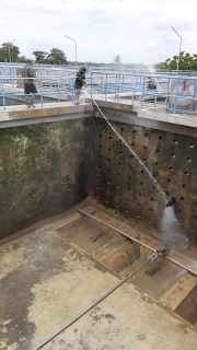 ไฟล์แนบ กปภ.สาขาสมุทรสาคร ดำเนินการล้างถังตกตะกอน ตามแผนงาน WSP ประจำเดือนสิงหาคม 2563