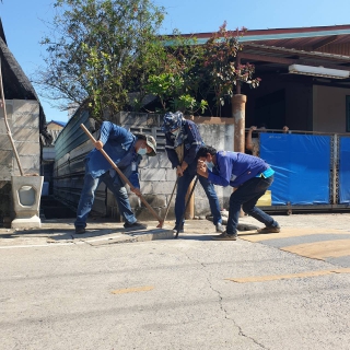 ไฟล์แนบ กปภ.ข.๓ ร่วมกับ กปภ.สาขาสมุทรสาคร จัดทีมลงพื้นที่ค้นหาท่อแตกรั่วอย่างเป็นระบบ