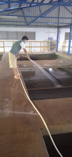 ไฟล์แนบ กปภ.สาขากำแพงเพชร สร้างความมั่นใจตรวจสอบคุณภาพน้ำประปาในระบบจำหน่าย ตั้งแต่โรงกรองน้ำ - ทุกมิเตอร์  เพื่อให้ลูกค้ามีน้ำใช้แบบคุณภาพคับแก้ว เพราะลูกค้าคือคนสำคัญ