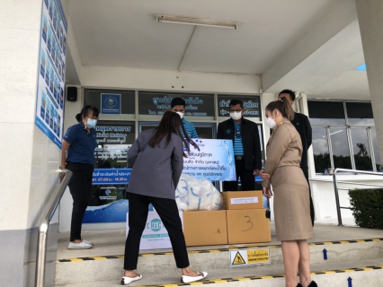 ไฟล์แนบ การประปาส่วนภูมิภาคสาขาอ้อมน้อย มอบน้ำดื่มตราสัญลักษณ์ และอุปกรณ์ทางการแพทย์ ให้แก่เทศบาลนครอ้อมน้อย และเทศบาลตำบลสวนหลวง