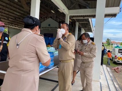 ไฟล์แนบ การประปาส่วนภูมิภาค(กปภ.)สาขาอรัญประเทศ นำโดยนายสกลถุงทรัพย์ ผู้จัดการกปภ.สาขาอรัญประเทศ มอบหมายให้หัวหน้างานอำนวยการพร้อมด้วยพนักงานในสังกัด มอบน้ำดื่มบรรจุขวดตราสัญลักษณ์ กปภ. ให้เทศบาลตำบลบ้านใหม่หนองไทร