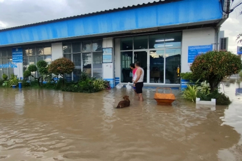ไฟล์แนบ รองผู้ว่าการ กปภ. ลงพื้นที่ตรวจสอบสถานการณ์อุทกภัยพื้นที่ จ.ชัยภูมิ