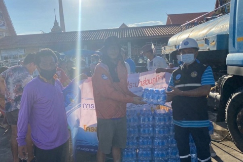 ไฟล์แนบ กปภ.สาขาชัยภูมิ นำรถบรรทุกน้ำแจกจ่ายลูกค้า ช่วยบรรเทาความเดือดร้อนจากสถานการณ์น้ำท่วม