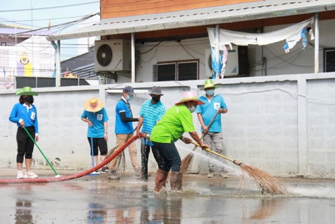 ไฟล์แนบ กปภ.สาขาชัยภูมิ สนับสนุนรถบรรทุกน้ำล้างพื้นหลังเหตุอุทกภัยคลี่คลาย