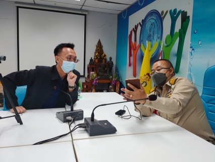 ไฟล์แนบ ผจก.กปภ.สาขาสมุทรสาคร ให้การต้อนรับผู้ที่เข้าพบแสดงความยินดีเนื่องในโอกาสรับตำแหน่งใหม่