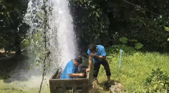 ไฟล์แนบ การประปาส่วนภูมิภาค สาขาตะกั่วป่า ซ่อมท่อแตกรั่ว เพื่อลดน้ำสูญเสีย