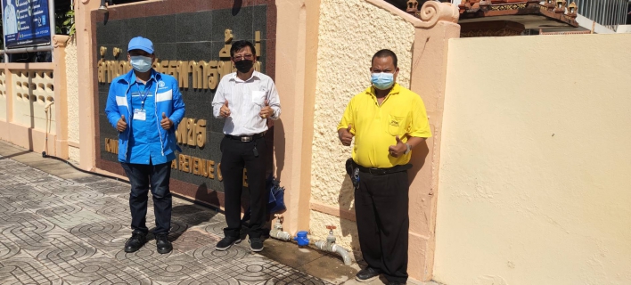 ไฟล์แนบ กปภ.สาขากำแพงเพชร สั่ง Mr.ประปาลุย!! ให้บริการถึงบ้านลูกค้าประทับใจดีเยี่ยม พ่วงด้วยปรับลดขนาดมาตรเพื่อรักษาผลประโยชน์ 