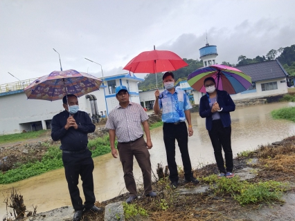 ไฟล์แนบ กปภ.สาขาทุ่งสง เตรียมรับมือหากเกิดอุทกภัยในช่วงฤดูฝนนี้ โดยติดตามสถานการณ์ปริมาณน้ำฝนอย่างใกล้ชิดและพร้อมปฏิบัติตามมาตรการและแนวทางแก้ไขปัญหาอุทกภัยของ กปภ. เพื่อลดผลกระทบต่อการผลิตน้ำประปาบริการประชาชนและป้องกันความเสียหายที่จะเกิดขึ้น 