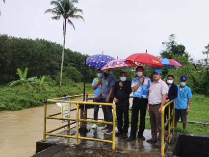 ไฟล์แนบ กปภ.สาขาทุ่งสง เตรียมรับมือหากเกิดอุทกภัยในช่วงฤดูฝนนี้ โดยติดตามสถานการณ์ปริมาณน้ำฝนอย่างใกล้ชิดและพร้อมปฏิบัติตามมาตรการและแนวทางแก้ไขปัญหาอุทกภัยของ กปภ. เพื่อลดผลกระทบต่อการผลิตน้ำประปาบริการประชาชนและป้องกันความเสียหายที่จะเกิดขึ้น 
