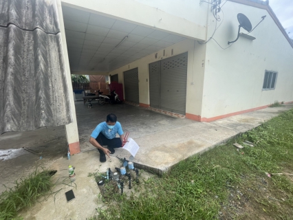 ไฟล์แนบ วันพุธที่ 16 พฤศจิกายน 2564 การประปาส่วนภูมิภาคสาขากาญจนดิษฐ์ โดยนายสุรพงศ์ สมหวัง ผู้จัดการ กปภ.สาขากาญจนดิษฐ์ มอบหมายคณะกรรมการลดน้ำสูญเสียเชิงพาณิชย์ในการตรวจสอบและทดสอบมาตร 0 คิว พื้นที่เขตจำหน่ายน้ำ ดอนสัก เทศบาลเมืองดอนสัก อำเภอดอนสัก เพื่อลดน้ำสูญเสียในระบบจำหน่ายและเพิ่มน้ำจำหน่ายต่อไป