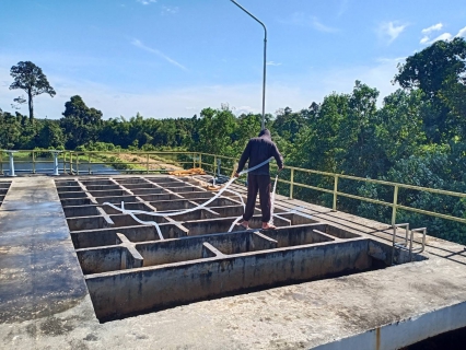 ไฟล์แนบ การประปาส่วนภูมิภาคสาขาตราด ดำเนินการล้างโรงกรองน้ำใหม่ และล้างถังตกตะกอนโรงกรองน้ำเดิม ณ.โรงกรองน้ำน้ำเขาสมิง
