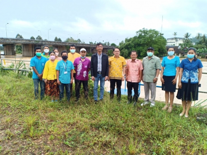 ไฟล์แนบ การประปาส่วนภูมิภาคสาขาหลังสวน ให้การต้อนรับนายสุรชัย เชื้อแพ่ง รองผู้ว่าการ (ปฏิบัติการ 5) นายประทีป กุศลวัฒนะ ผู้อำนวยการการประปาส่วนภูมิภาค เขต 4 และนายอภิชาติ ถ้ำจันทร์ ผู้อำนวยการกองแผนและวิชาการ ในการลงพื้นที่ติดตามสถานการณ์อุทกภัย ในพื้นที่อำเภอหลังสวน