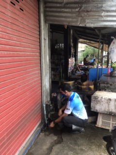 ไฟล์แนบ วันพฤหัสบดีที่ 2 ธันวาคม 2564 การประปาส่วนภูมิภาคสาขากาญจนดิษฐ์ โดยนายสุรพงศ์ สมหวัง ผู้จัดการ กปภ.สาขากาญจนดิษฐ์ มอบหมายคณะกรรมการลดน้ำสูญเสียเชิงพาณิชย์ในการตรวจสอบและทดสอบมาตร 0 คิว พื้นที่ตลาดกาญจนดิษฐ์ ตำบลท่าทองใหม่ ตำบลทุ่งกง ตำบลกะแดะ  อำเภอกาญจนดิษฐ์  เพื่อลดน้ำสูญเสียในระบบจำหน่ายและเพิ่มน้ำจำหน่ายต่อไป