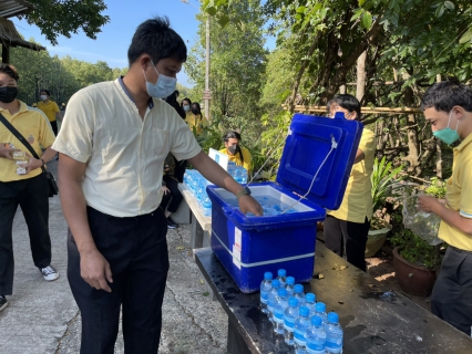ไฟล์แนบ กปภ.สาขาตราด สนับสนุนน้ำดื่มบรรจุขวดตราสัญลักษณ์ กปภ.ในกิจกรรม ปลูกป่าในเมืองตราด หาดทรายดำ 1 เดียวในสยาม เนื่องในวันพ่อแห่งชาติและวันดินโลก 