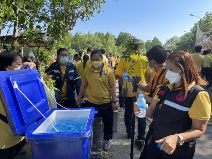 ไฟล์แนบ กปภ.สาขาตราด สนับสนุนน้ำดื่มบรรจุขวดตราสัญลักษณ์ กปภ.ในกิจกรรม ปลูกป่าในเมืองตราด หาดทรายดำ 1 เดียวในสยาม เนื่องในวันพ่อแห่งชาติและวันดินโลก 