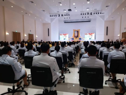 ไฟล์แนบ กปภ.สาขาภูเก็ต เข้าร่วมพิธีวางพานพุ่มและพิธีถวายบังคม เพื่อน้อมรำลึกในพระมหากรุณาธิคุณ  พระบาทสมเด็จพระบรมชนกาธิเบศร มหาภูมิพลอดุลยเดชมหาราช บรมนาถบพิตร 