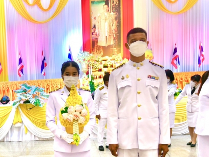 ไฟล์แนบ การประปาส่วนภูมิภาคสาขากระบี่ ร่วมพิธีวางพานพุ่มดอกไม้และถวายบังคม เนื่องในวันคล้ายวันพระบรมราชสมภพของ พระบาทสมเด็จพระบรมชนกาธิเบศร มหาภูมิพลอดุลยเดชมหาราช บรมนาถบพิตร วันชาติ และวันพ่อแห่งชาติ 