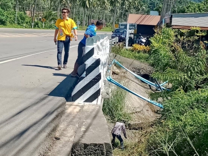 ไฟล์แนบ การประปาส่วนภูมิภาคสาขากระบี่ ดำเนินงานตามแผนบริหารจัดการน้ำสูญเสียเชิงรุก เดินหน้าลงพื้นที่ ตำบลอ่าวนาง อำเภอเมืองกระบี่ จังหวัดกระบี่ เดินเท้าหาท่อแตกรั่ว พร้อมซ่อมปิดจุด เพื่อลดการเกิดน้ำสูญเสีย 