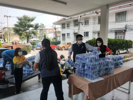 ไฟล์แนบ กปภ.สาขาสมุทรสาคร มอบน้ำดื่มบรรจุขวดสนับสนุนกิจกรรมของเหล่ากาชาดจังหวัดสมุทรสาคร 