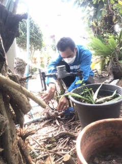 ไฟล์แนบ วันพฤหัสบดีที่ 23 ธันวาคม 2564 การประปาส่วนภูมิภาคสาขากาญจนดิษฐ์ โดยนายสุรพงศ์ สมหวัง ผู้จัดการ กปภ.สาขากาญจนดิษฐ์ มอบหมายคณะกรรมการลดน้ำสูญเสียเชิงพาณิชย์ในการตรวจสอบและทดสอบมาตร 0 คิว พื้นที่ตำบลท่าทองใหม่ ตำบลทุ่งกง   อำเภอกาญจนดิษฐ์  เพื่อเป็นการตรวจสอบมาตรในระบบจำหน่าย ควบคู่กับการเดินสำรวจหาท่อแตกท่อรั่ว ทั้งตอนกลางคืนและตอนกลางวัน เพื่อลดน้ำสูญเสียในระบบจำหน่ายต่อไป