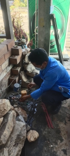 ไฟล์แนบ กปภ.สาขากำแพงเพชร ส่งมิสเตอร์ประปา ลุยเดี่ยว!! แก้ปัญหาน้ำไม่ไหล 