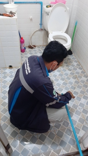 ไฟล์แนบ การประปาส่วนภูมิภาคสาขาปราณบุรี ตรวจสอบระบบประปาภายในและ"บริการซ่อมฟรี ไม่คิดค่าแรง" ให้ผู้ใช้น้ำ ตามโครงการ กปภ.อาสาดูแลประปาเพื่อปวงชน ของขวัญปีใหม่ 2565
