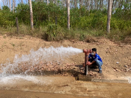 ไฟล์แนบ กปภ.สาขาพังงา ลงพื้นที่ระบายตะกอนในเส้นท่อ 