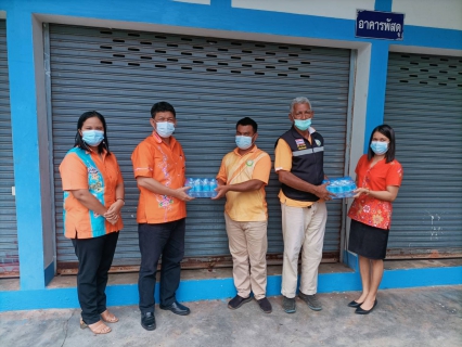 ไฟล์แนบ การประปาส่วนภูมิภาคสาขากาญจนดิษฐ์ สนับสนุนน้ำดื่มบรรจุขวดตราสัญลักษณ์ กปภ. ให้กับเทศบาลตำบลกรูด อำเภอกาญจนดิษฐ์