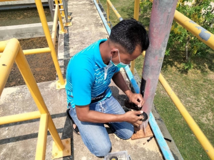 ไฟล์แนบ กปภ.สาขาท่ามะกา ตรวจสอบเครื่องจักรกลและอุปกรณ์ในระบบผลิต พร้อมปรับปรุงระบบไฟฟ้าแสงสว่าง สถานีผลิตน้ำท่าม่วง วันที่ 12 เมษายน 2565