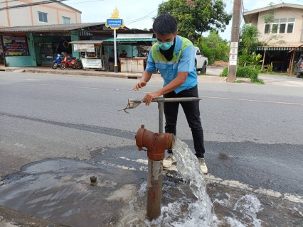 ไฟล์แนบ การประปาส่วนภูมิภาค สาขากาญจนดิษฐ์ ลงพื้นที่ ทำความสะอาด ระบายตะกอนในเส้นท่อจ่ายน้ำ ผ่านหัวดับเพลิงและท่อหน้ามาตรประจำเดือน
