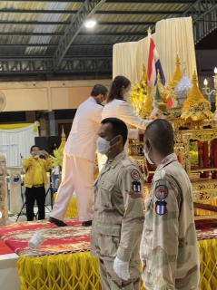 ไฟล์แนบ กปภ.สาขาขลุง เข้าร่วมพิธีถวายเครื่องราชสักการะและวางพานพุ่ม และพิธีจุดเทียนชัยถวายพระพร เนื่องในโอกาสวันเฉลิมพระชนมพรรษา พระบาทสมเด็จพระเจ้าอยู่หัว
