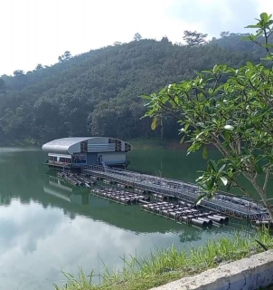 ไฟล์แนบ กปภ.สาขาห้วยยอด ร่วมให้การต้อนรับ พลเอกประวิตร วงษ์สุวรรณ ในโอกาสตรวจราชการด้านสถานการณ์น้ำในจังหวัดตรัง