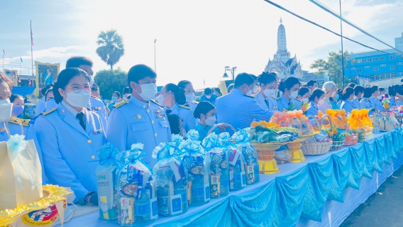 ไฟล์แนบ การประปาส่วนภูมิภาคสาขาชุมพรร่วมกิจกรรม ทำบุญตักบาตร เนื่องในวันเฉลิมพระชนมพรรษา สมเด็จพระนางเจ้าสิริกิติ์ พระบรมราชินีนาถ พระบรมราชชนนีพันปีหลวง เนื่องในโอกาสมหามงคลเฉลิมพระชนมพรรษา 90 พรรษา ณ ลานเทศบาลเมืองชุมพร