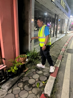 ไฟล์แนบ  กปภ.สาขาเกาะสมุย ร่วมกันเดินสำรวจหาท่อแตก-ท่อรั่ว  แบบเชิงรุก