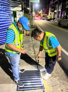 ไฟล์แนบ  กปภ.สาขาเกาะสมุย ร่วมกันเดินสำรวจหาท่อแตก-ท่อรั่ว  แบบเชิงรุก