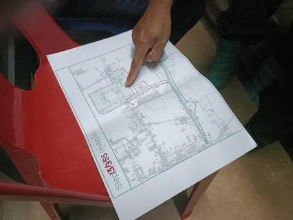 ไฟล์แนบ วันอังคาร ที่ 13 กันยายน  2565 การประปาส่วนภูมิภาคสาขากาญจนดิษฐ์ ภายใต้การบริหารงานโดยนายสุรพงศ์  สมหวัง ผู้จัดการการประปาส่วนภูมิภาคสาขากาญจนดิษฐ์  มอบหมายนายวะโรทัย ขุ้ยศร หัวหน้างาน 8 งานบริการและควบคุมน้ำสูญเสียและพนักงานในสังกัด ลงพื้นที่ บ้านทุ่งอ่อนใจ บ้านทุ่งขิง บ้านบางสำโรง หมู่บ้านสิริภัทร ตำบลท่าทองใหม่  อำเภอกาญจนดิษฐ์  จังหวัดสุราษฎร์ธานี ออกทำ Step test ค้นหาท่อรั่ว DMA MM -KD -01 ตำบลท่าทองใหม่  เพื่อค้นท่อแตกท่อรั่วและเพิ่มปริมาณน้ำจ่ายให้ลูกค้าได้ดียิ่งขึ้น  