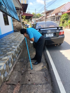 ไฟล์แนบ วันพฤหัสบดีที่ 15 กันยายน  2565 การประปาส่วนภูมิภาคสาขากาญจนดิษฐ์ ภายใต้การบริหารงานโดย นายสุรพงศ์  สมหวัง ผู้จัดการการประปาส่วนภูมิภาคสาขากาญจนดิษฐ์  มอบหมายนายวะโรทัย ขุ้ยศร หัวหน้างาน 8 งานบริการและควบคุมน้ำสูญเสีย และพนักงานในสังกัด  ลงพื้นที่สำรวจ หาท่อแตกท่อรั่ว บริเวณตลาดท่าทองใหม่ ซอยตรงข้ามวัดท่าไทร ตำบลท่าทองใหม่ อำเภอกาญจนดิษฐ์ จังหวัดสุราษฎร์ธานี เพื่อลดน้ำสูญเสียในระบบจำหน่ายและเพิ่มแรงดันในเส้นท่อ เป็นการให้บริการน้ำประปาอย่างเต็มประสิทธิภาพตามมาตรฐานของ กปภ. 