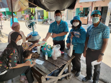 ไฟล์แนบ การประปาส่วนภูมิภาคสาขากาญจนดิษฐ์ จัดโครงการเติมใจให้กัน   ณ ตลาดท่าทองใหม่ ตำบลท่าทองใหม่ อำเภอกาญจนดิษฐ์