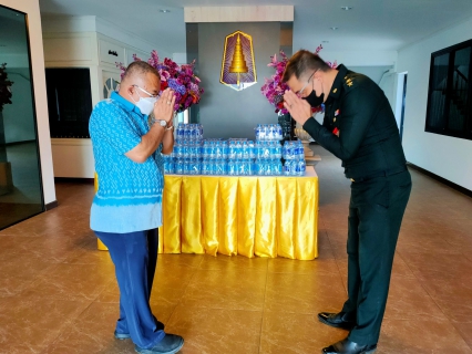 ไฟล์แนบ กปภ.สาขาสมุทรสาคร มอบน้ำดื่มบรรจุขวด  สนับสนุนกิจกรรมเนื่องใน วันบุรฉัตร