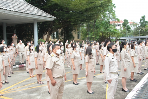 ไฟล์แนบ ผู้บริหารและพนักงานการประปาส่วนภูมิภาคเขต  9  จัดกิจกรรมวันพระราชทานธงชาติไทย ณ บริเวณหน้าเสาธง รวมทั้งเคารพธงชาติและร้องเพลงชาติไทยร่วมกัน