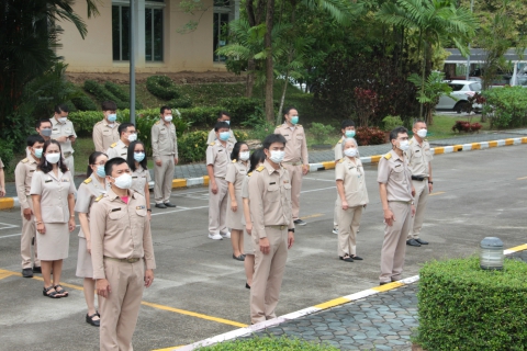 ไฟล์แนบ ผู้บริหารและพนักงานการประปาส่วนภูมิภาคเขต  9  จัดกิจกรรมวันพระราชทานธงชาติไทย ณ บริเวณหน้าเสาธง รวมทั้งเคารพธงชาติและร้องเพลงชาติไทยร่วมกัน