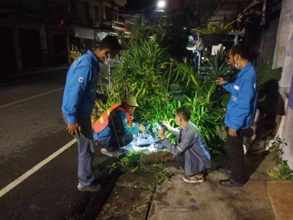 ไฟล์แนบ กปภ.สาขาปากพนัง ลงพื้นที่เดินสำรวจหาท่อแตก/ท่อรั่ว จากการทำ step test ตามแผนลดน้ำสูญเสีย บริเวณพื้นที่ MM-02 หน่วยบริการเชียรใหญ่ บริเวณในตลาดเทศบาลเชียรใหญ่  ต.เชียรใหญ่ อ.เชียรใหญ่ จ.นครศรีธรรมราช                       