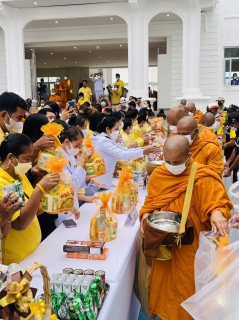 ไฟล์แนบ กปภ.สาขาภูเก็ต เข้าร่วมพิธีทำบุญตักบาตรพระสงฆ์ จำนวน 89 รูป เพื่อถวายเป็นพระราชกุศล และน้อมรำลึกในพระมหากรุณาธิคุณ  เนื่องในวันคล้ายวันสวรรคต พระบาทสมเด็จพระบรมชนกาธิเบศร มหาภูมิพลอดุลยเดชมหาราช บรมนาถบพิตร