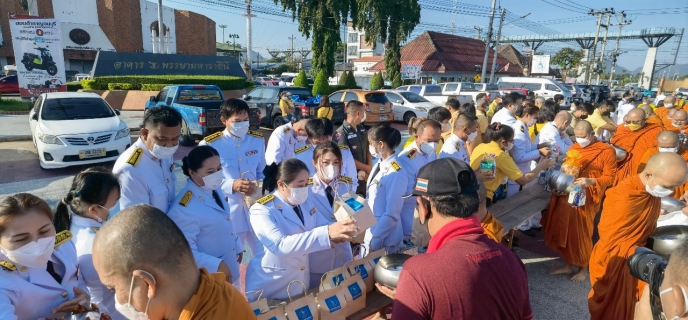 ไฟล์แนบ  กปภ.สาขากาญจนบุรี เข้าร่วมพิธีน้อมรำลึกในพระมหากรุณาธิคุณ เนื่องในวันคล้ายวันสวรรคต พระบาทสมเด็จพระบรมชนกาธิเบศร มหาภูมิพลอดุลยเดชมหาราช บรมนาถบพิตร 13 ตุลาคม 2565