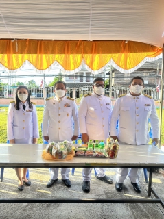 ไฟล์แนบ การประปาส่วนภูมิภาคสาขาไชยา เข้าร่วมพิธีทำบุญตักบาตรถวายเป็นพระราชกุศล และพิธีวางพวงมาลา