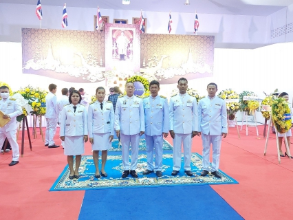 ไฟล์แนบ การประปาส่วนภูมิภาคสาขากาญจนดิษฐ์ ร่วมพิธีวางพวงมาลาเพื่อน้อมรำลึก ในพระมหากรุณาธิคุณ พระบาทสมเด็จพระบรมชนกาธิเบศรมหาภูมิพลอดุลยเดชมหาราชบรมนาถบพิตรเนื่องในวัน คล้ายวันสวรรคต 