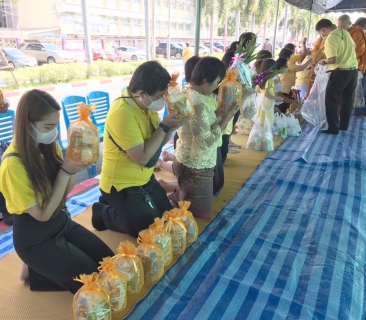 ไฟล์แนบ กปภ.สาขารังสิต(พ) ร่วมพิธีทำบุญตักบาตร ข้าวสาร อาหารแห้ง  เนื่องในวันคล้ายวันสวรรคต พระบาทสมเด็จพระบรมชนกาธิเบศร มหาภูมิพลอดุลยเดชมหาราช บรมนาถบพิตร 13 ตุลาคม 2565