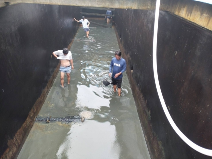 ไฟล์แนบ การประปาส่วนภูมิภาคสาขาประจวบคีรีขันธ์ ดำเนินการล้างถังตกตะกอนโรงกรองขนาด 400 ลบม./ชม. ฝั่งตะวันตก และโรงกรองขนาด 200 ลบม./ชม.