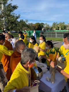 ไฟล์แนบ กปภ.สาขาระนอง เข้าร่วมพิธีทำบุญตักบาตร เนื่องในวันคล้ายวันสวรรคต พระบาทสมเด็จพระบรมชนกาธิเบศร มหาภูมิพลอดุลยเดชมหาราช บรมนาถบพิตร 13 ตุลาคม 2565